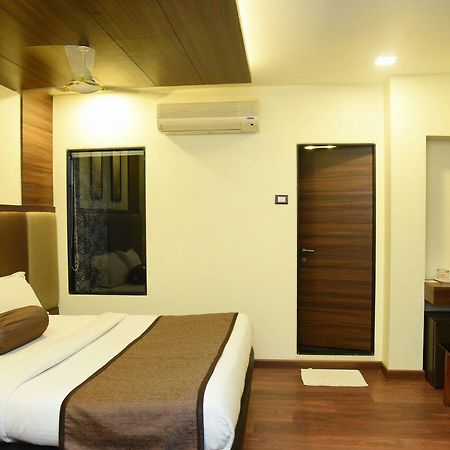 The Emerald Daman Exterior foto