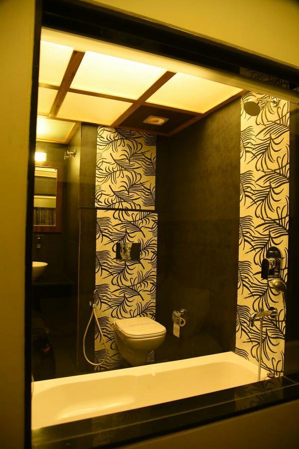 The Emerald Daman Exterior foto
